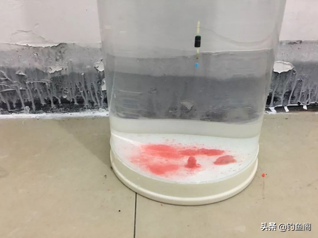 新手带钩调漂最简单方法,新手钓鲤鱼的最佳调漂方法