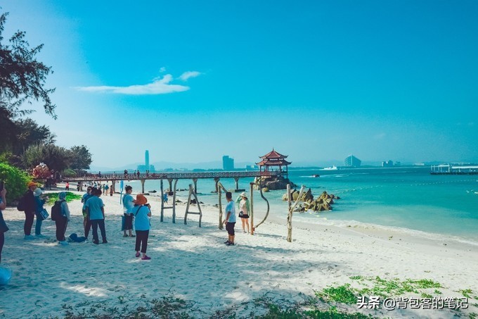 进出景区排队3个小时,岛上物价高上天,这的游客还是多的挤破头