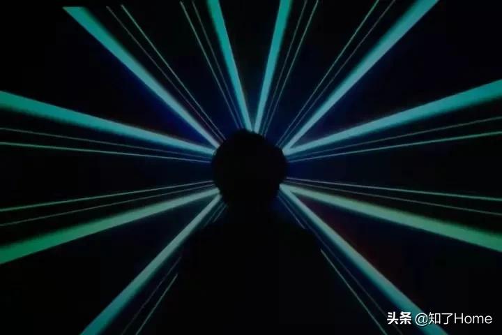 Z时代的斜杠青年全情付出理想作“办”