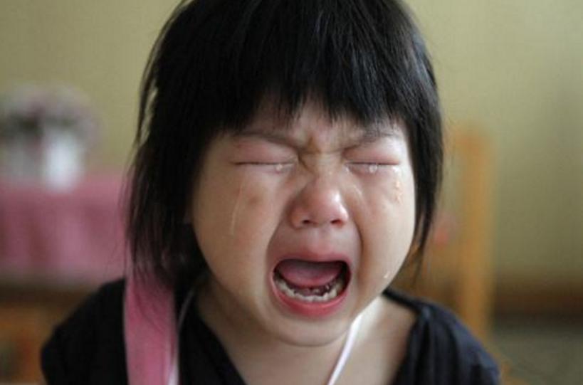 你家孩子有这样的异食癖吗,孩子有恋物症的原因