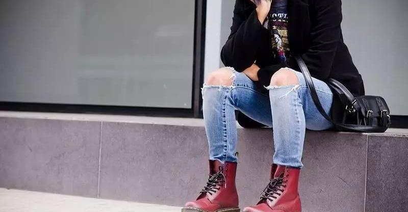 马丁靴怎么穿才能穿出存在感,哪些品牌马丁靴比较好搭配