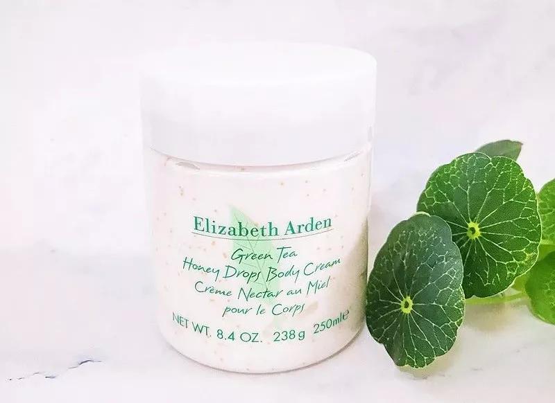 林允美白秘籍是坚抹身体乳！评测英皇室百年牌子身体乳有多好用？