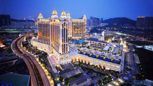 是赌王，却从来不赌：白手起家，创造5000亿商业帝国|艾问人物