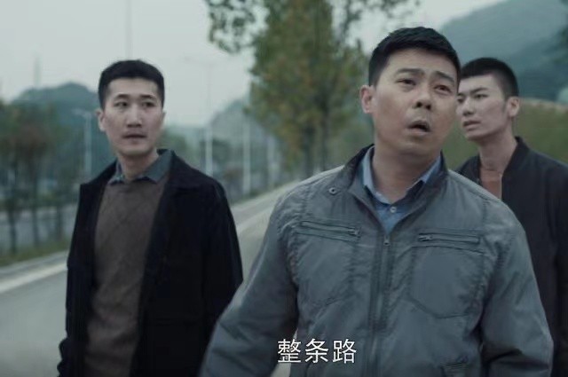 《扫黑风暴》的结局我不在意，但这些未露过脸的角色才是最大悬案