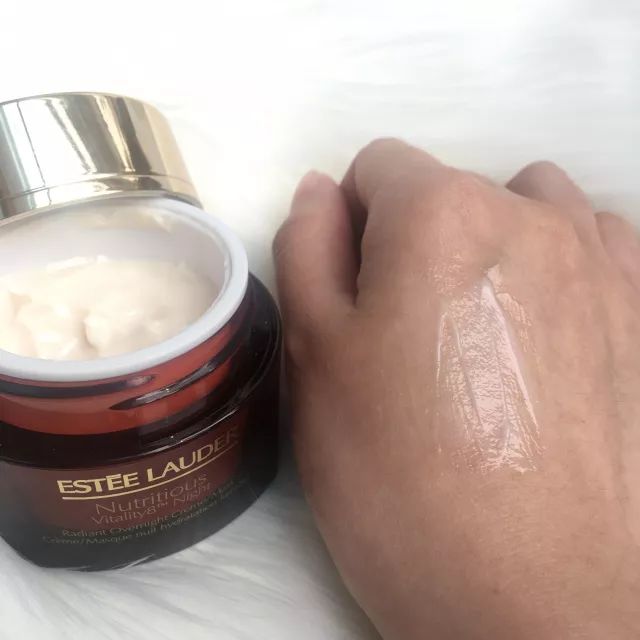 混油皮30以上秋冬抗老面霜,适合秋冬混油皮的水乳或是面霜