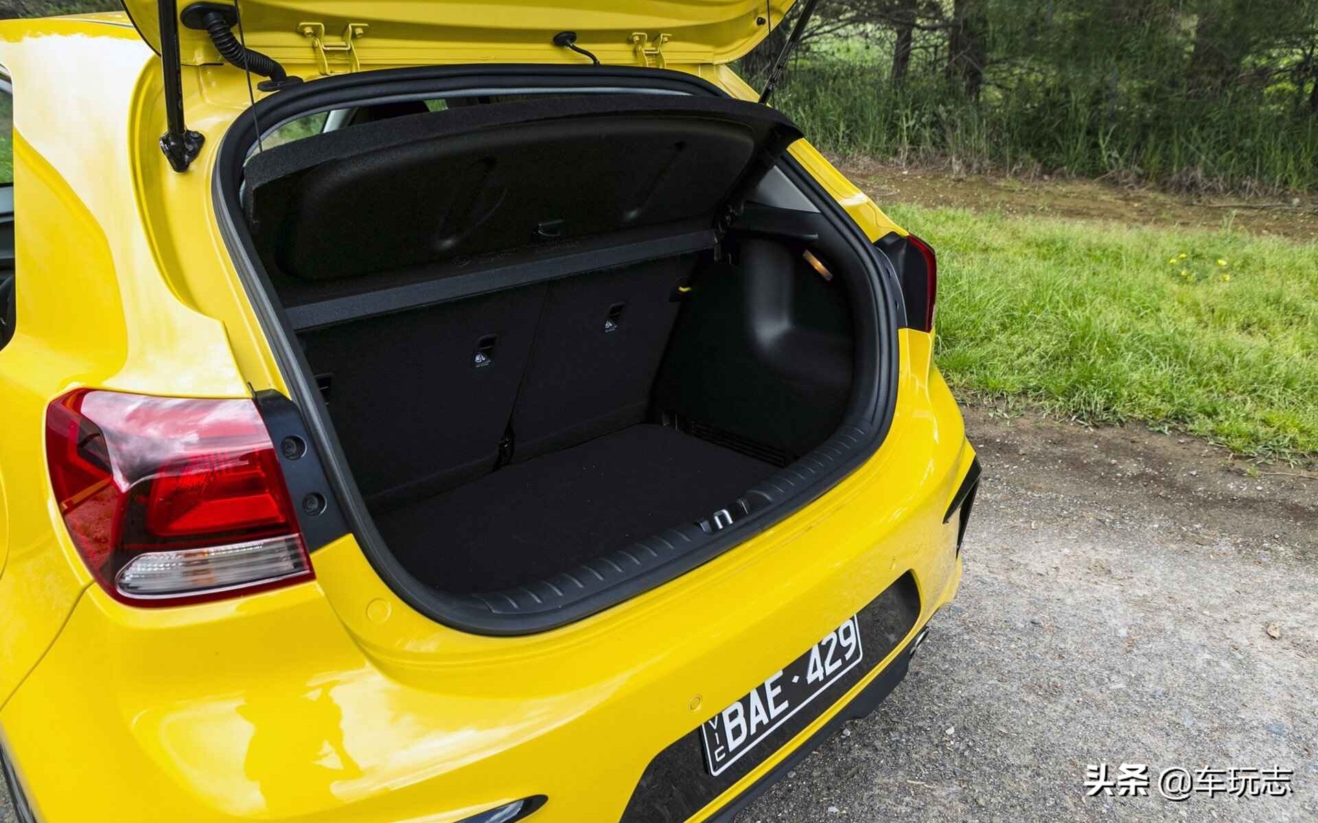 2021款起亚rio海外新车快速欣赏,2018款起亚rio试驾视频