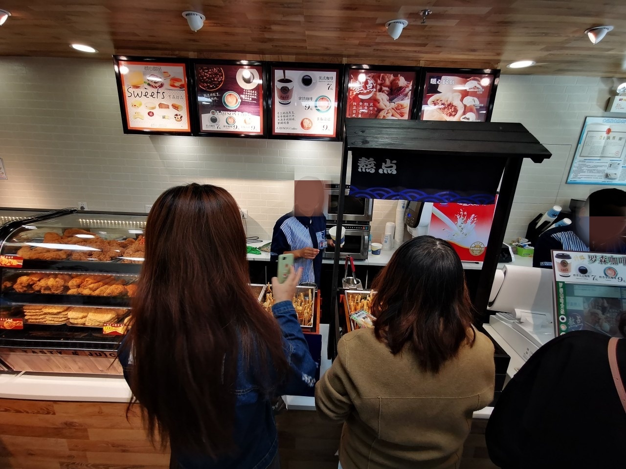 小超市发展到商场,小超市进门布局