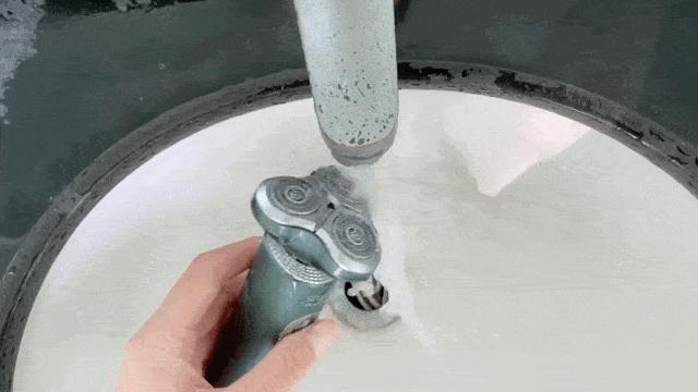 飞利浦剃须刀与国产差距,国产飞利浦剃须刀怎么样