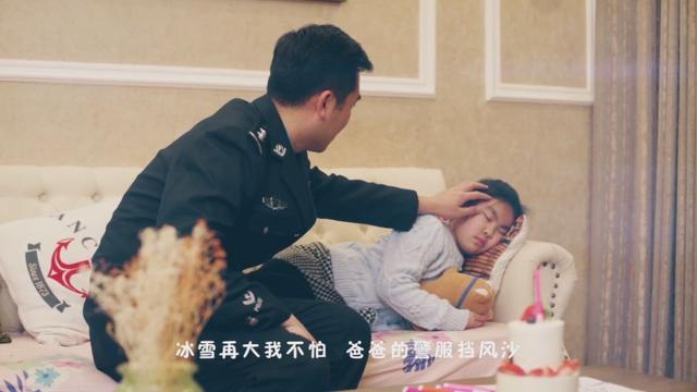 优秀作文我的爸爸300字初一,搞笑优秀作文我的爸爸