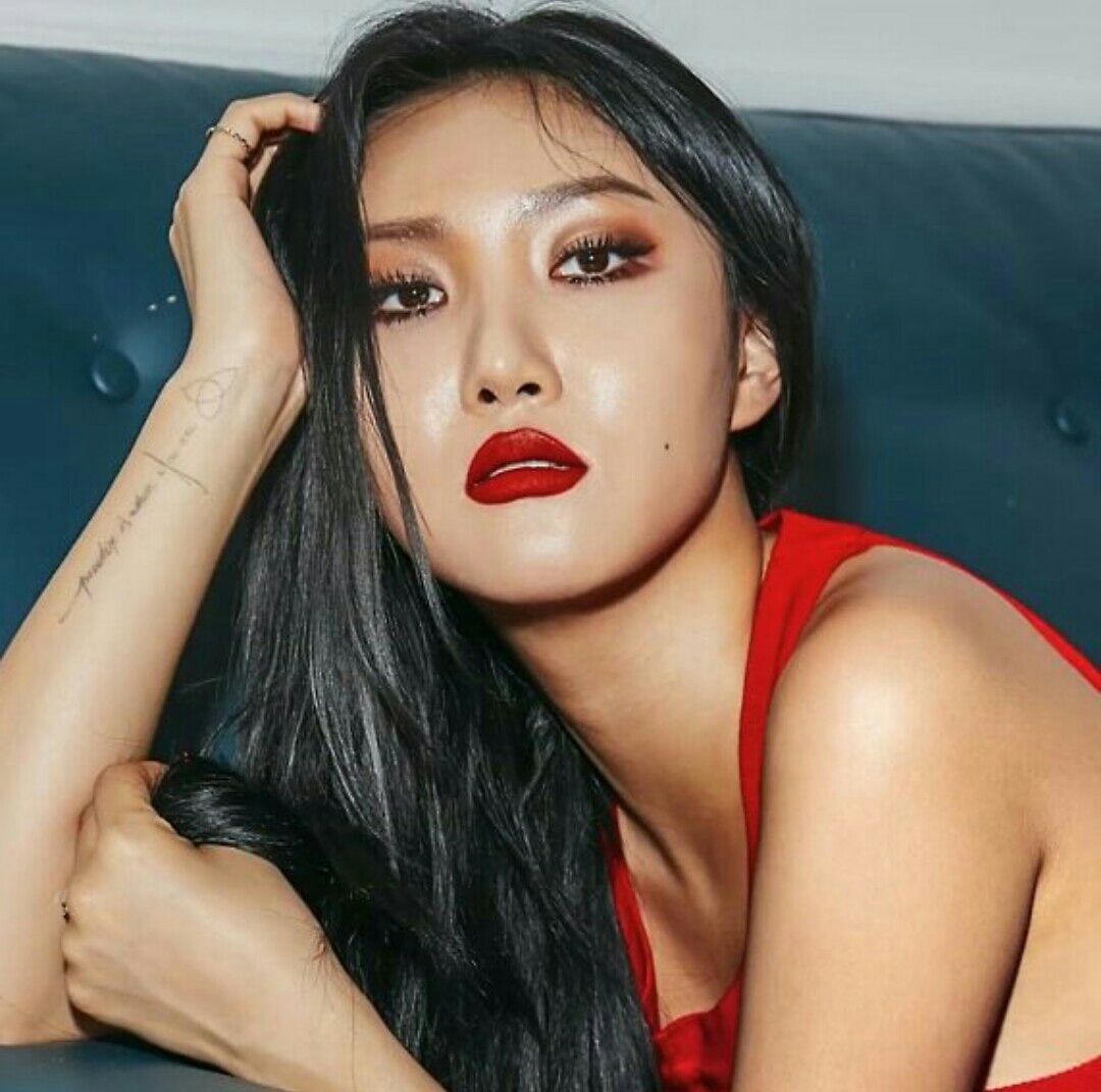 iu泰妍谁实力强,iu和泰妍哪个更大势