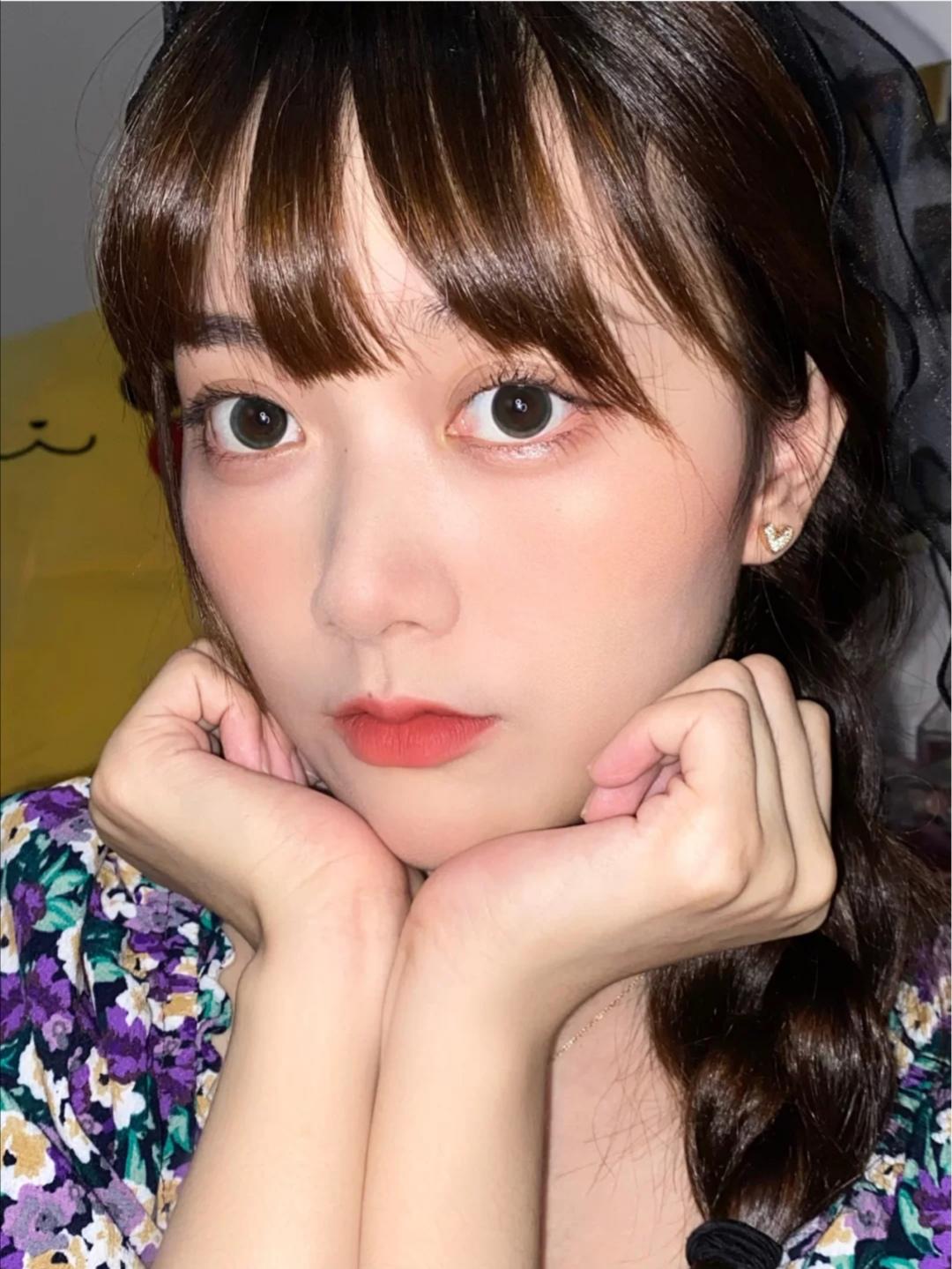 有唇纹涂再贵口红也low,这些唇膏滋润不油腻,淡化唇纹最管用