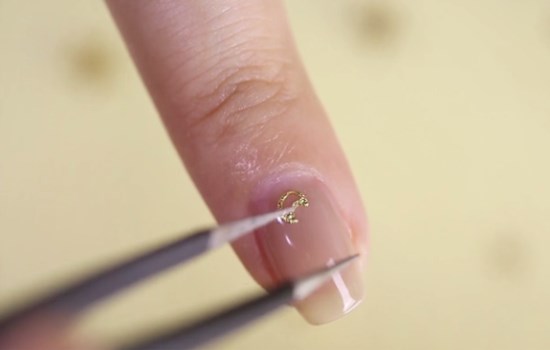 晕染美甲教程视频,晕染美甲教程最新