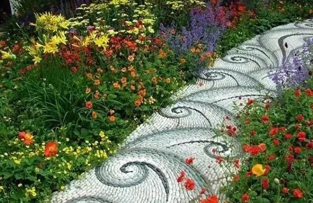 庭院花园石材地板铺设效果,私家庭院最流行的4大铺装方式