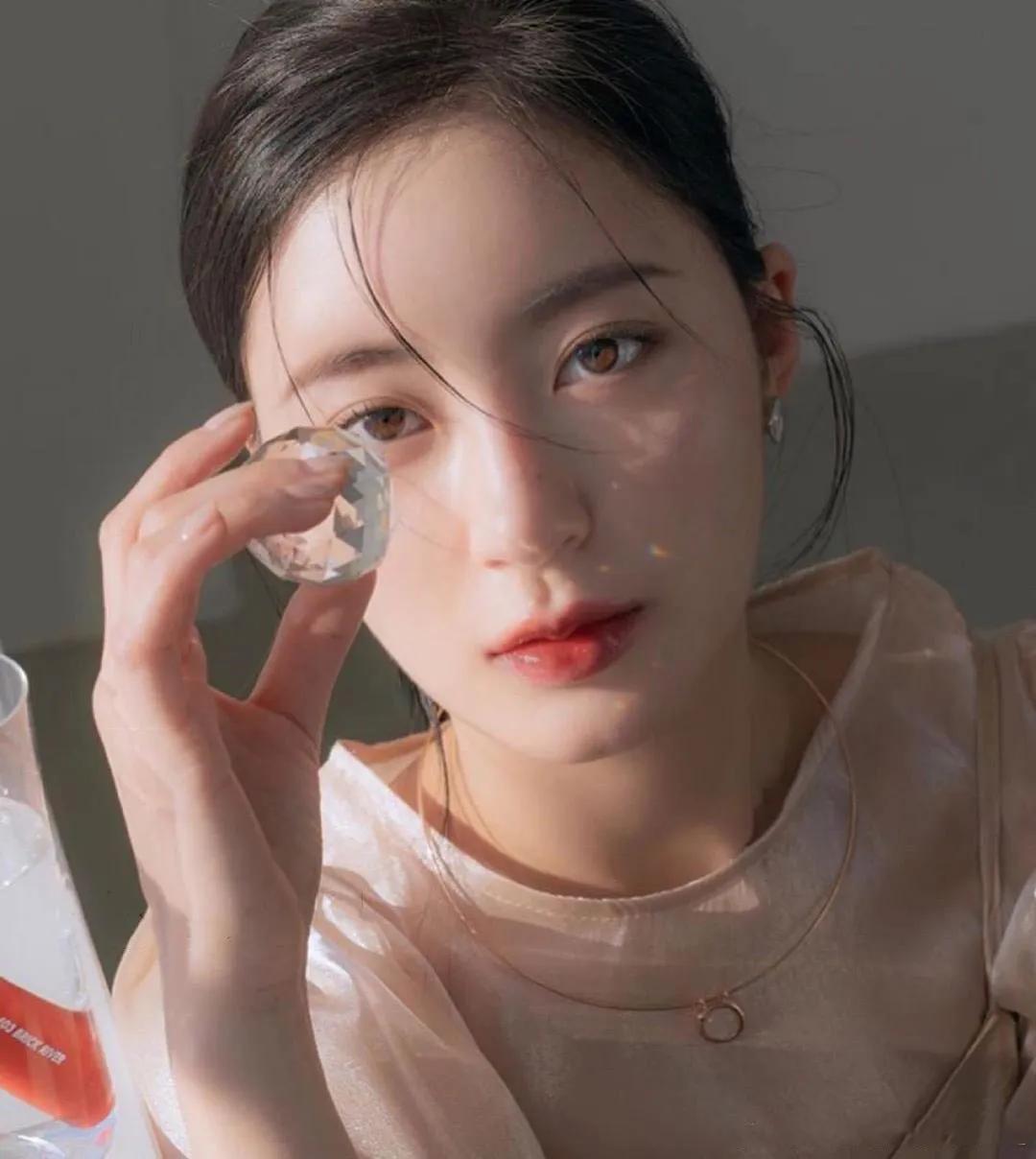 野生眉流行吗,野生眉和小欧眉的对比图