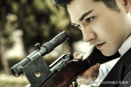 严屹宽为何逐渐沦为配角,严屹宽为什么现在事业有成