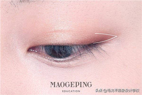 漫画画风如何画妩媚眼妆,眼妆放大眼睛教程高级妩媚