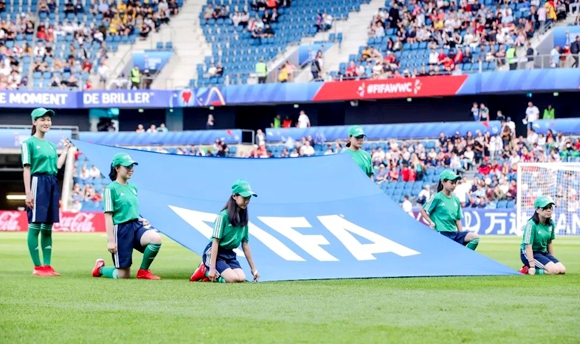 开州女孩获亚洲铜牌,12岁女孩入选国家足球队