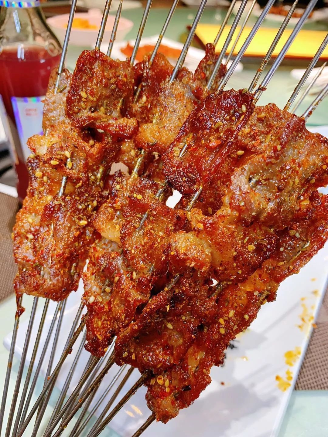 大片腰子头刀胸口，小龙虾38、乳山生蚝20一大锅，长春合隆这店行