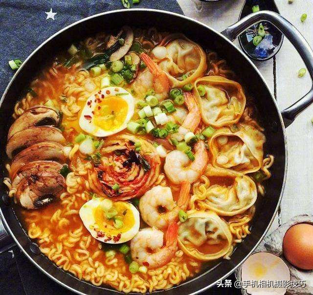 为什么我拍的手机照片老是不清晰,手机如何拍出主体清晰背景模糊