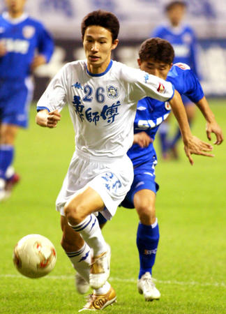 重温赛事-北京连胜，青岛垫底，2004年中超联赛（第18轮-第19轮）