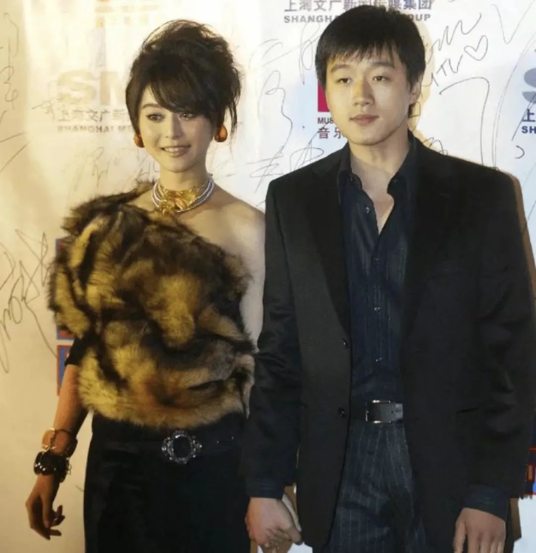 东北大姨冬天穿皮草,东北大姨冬天穿貂