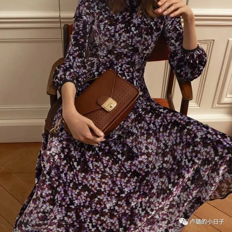 最有权势的德国总理天天背的千元包，这个法国的品牌到底多好用