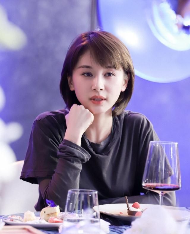 王子文新发型微整,王子文最近新发型图片