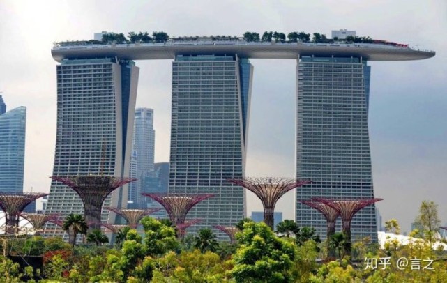 鹅新知|独山县借债400亿规划的“天下第一水司楼”真的美吗？