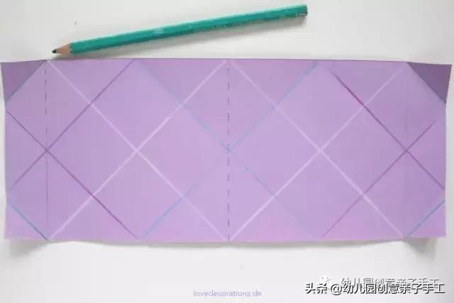 小学生手工折纸花瓶简单漂亮,折纸花瓶配哪种花好看