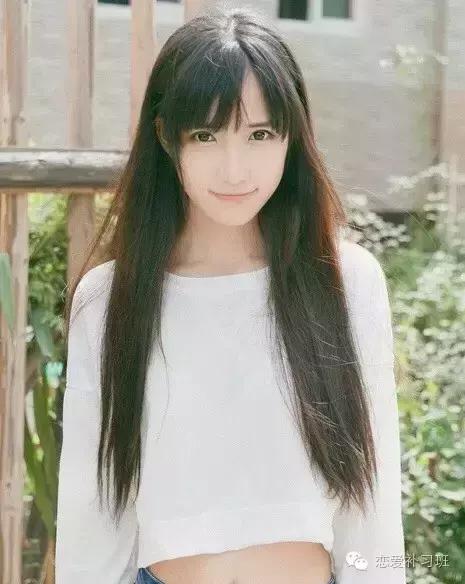 与女同学聊天的技巧和方法,和女神刚加上微信怎么聊