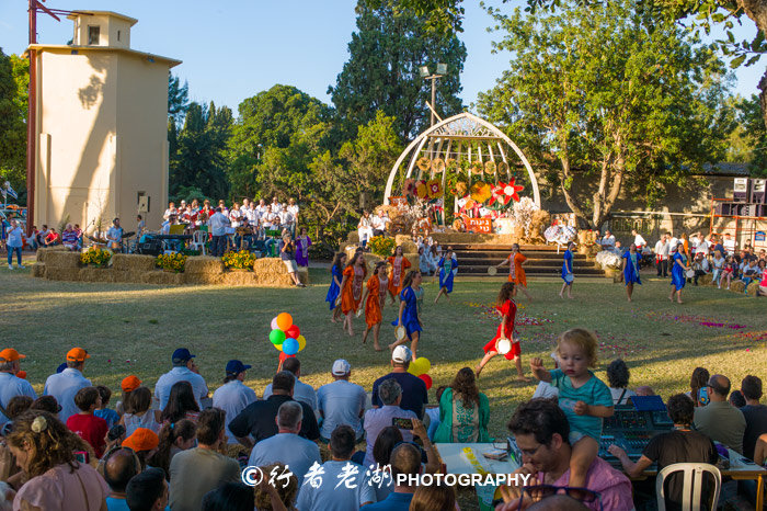 世界三大宗教的时间地点,世界三大宗教汇集地