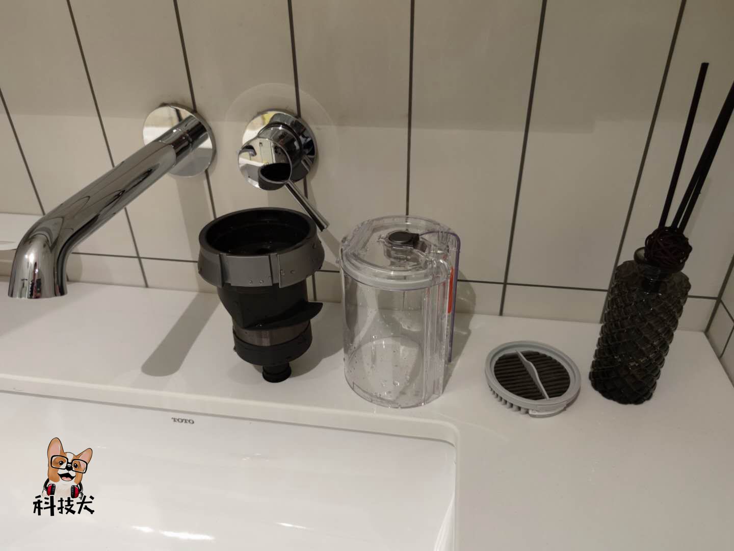 520送女朋友什么礼物比较好？除了包包，这几款智能产品值推荐