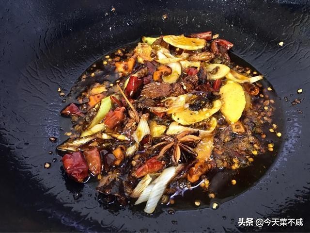 火锅鸡食物沧州,火锅的特色菜品