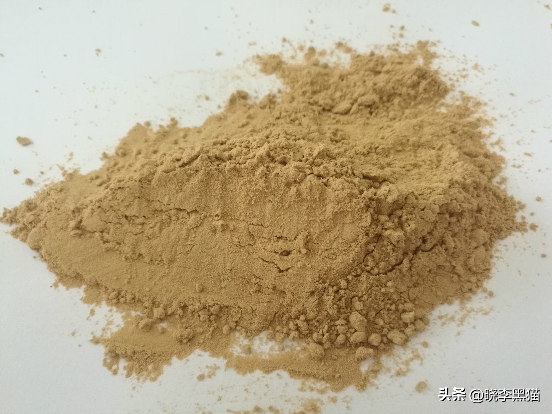 零食罐头猫咪能吃饱吗,零食罐头猫咪用不用