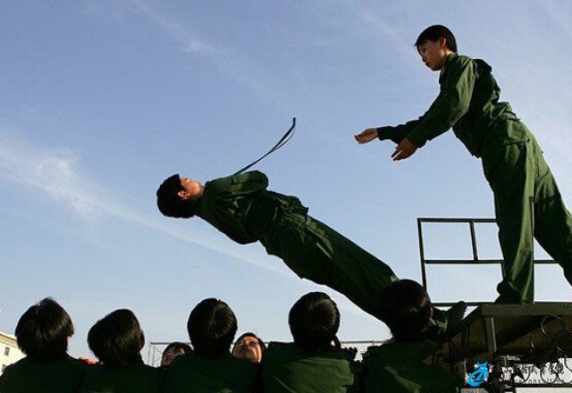 信任背摔,信任背摔失败案例