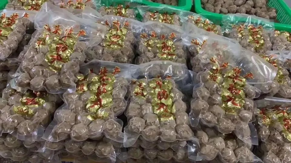 潮汕正宗牛肉丸百年祖传手法,潮汕纯手打纯牛肉丸第一名