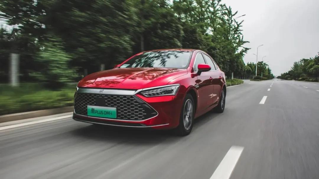 家用选这两款车准没错,10万内这3台车是家用代步首选