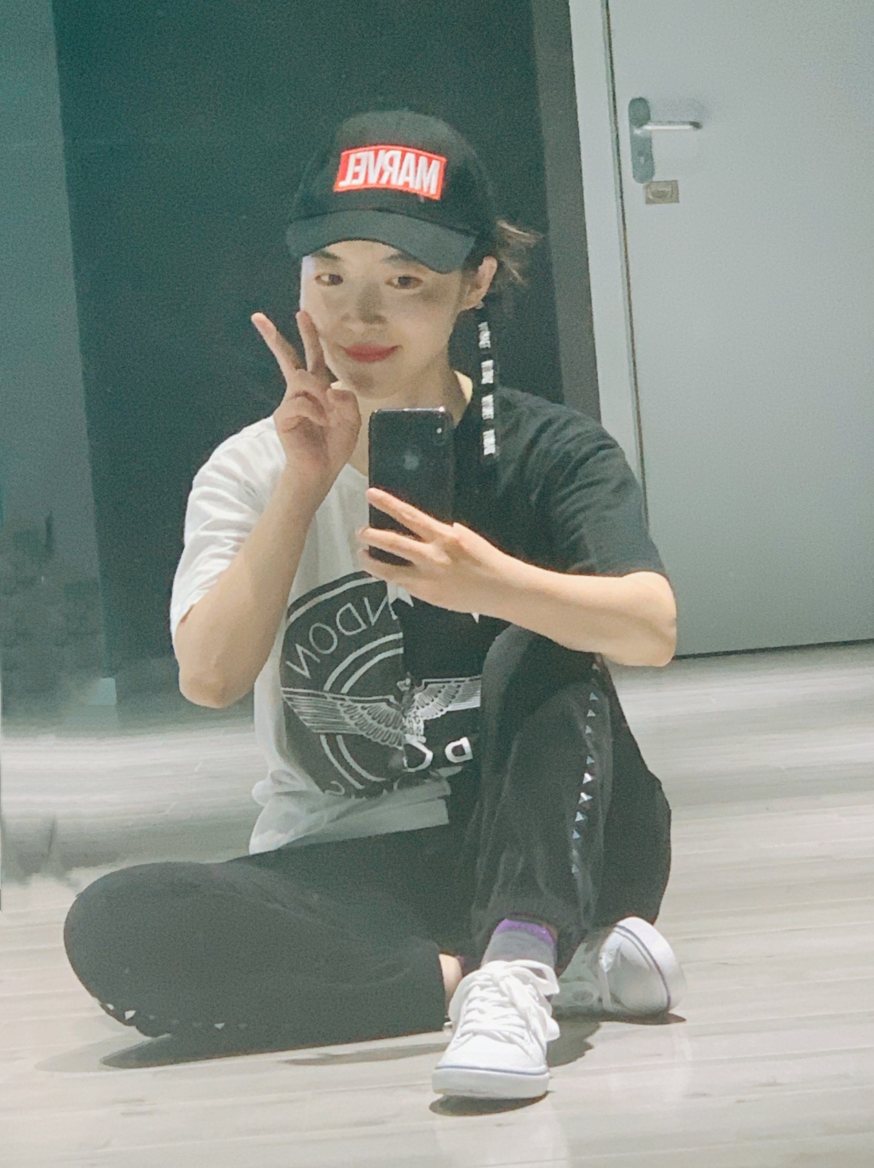 美国常春藤名校毕业,她从新东方老师跨行央视主播,关键颜值超高