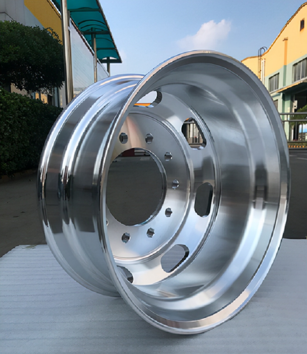 铝合金轮毂裂纹怎么改善,锻造轮毂不容易变形