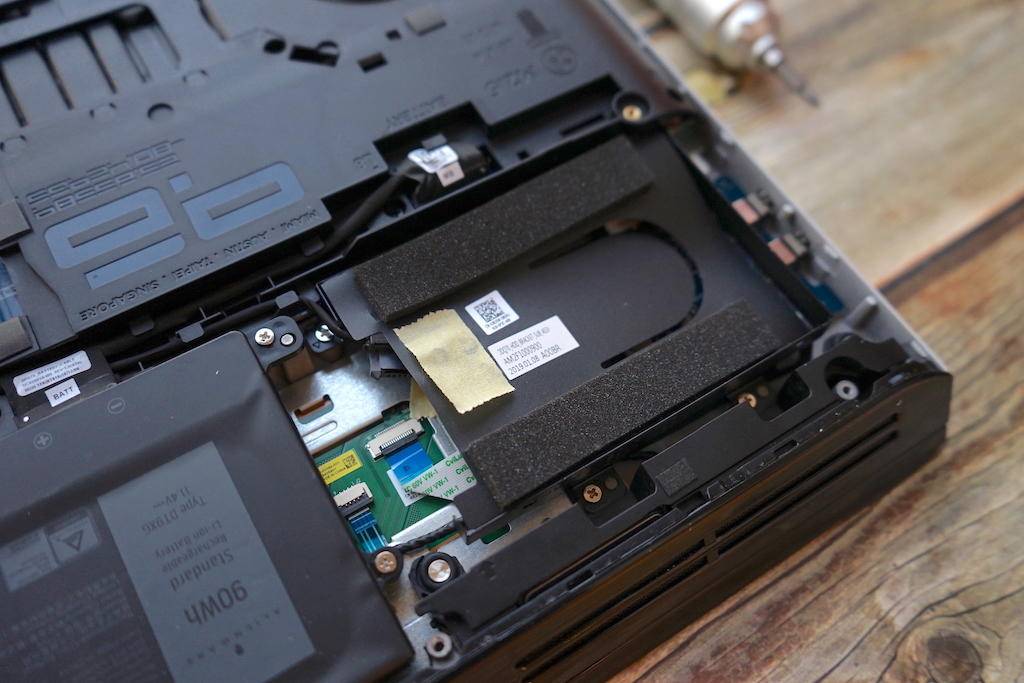 给你40000块，你是选择买一台这样的笔记本还是北京的一个平方