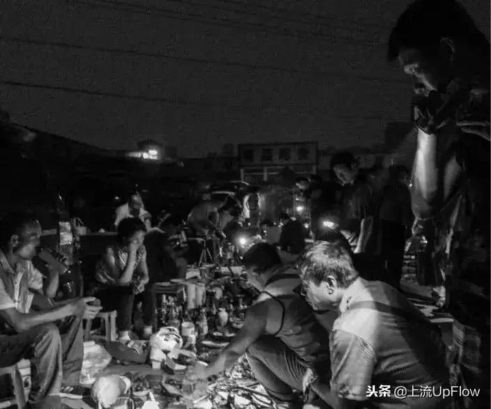 第一次去真人鬼屋怎么才能不怕,第一次来到鬼市