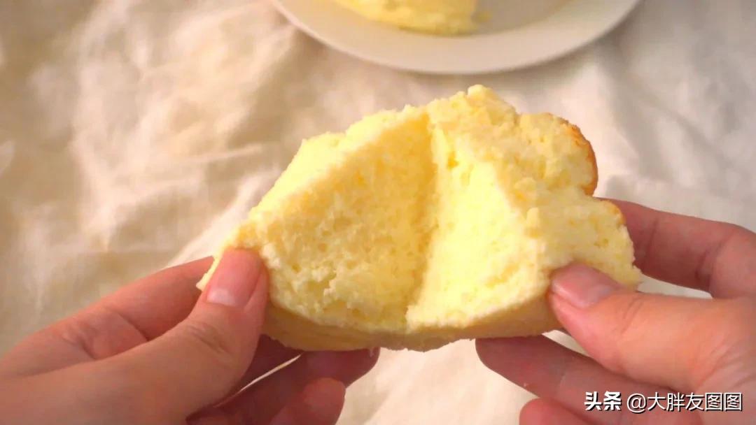 酸奶蛋糕制作教程零基础,比豆腐脑还嫩滑的酸奶蛋糕