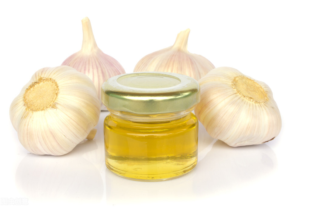 大蒜能钓鱼吗效果怎么样,大蒜避小杂鱼钓鲫鱼绝招