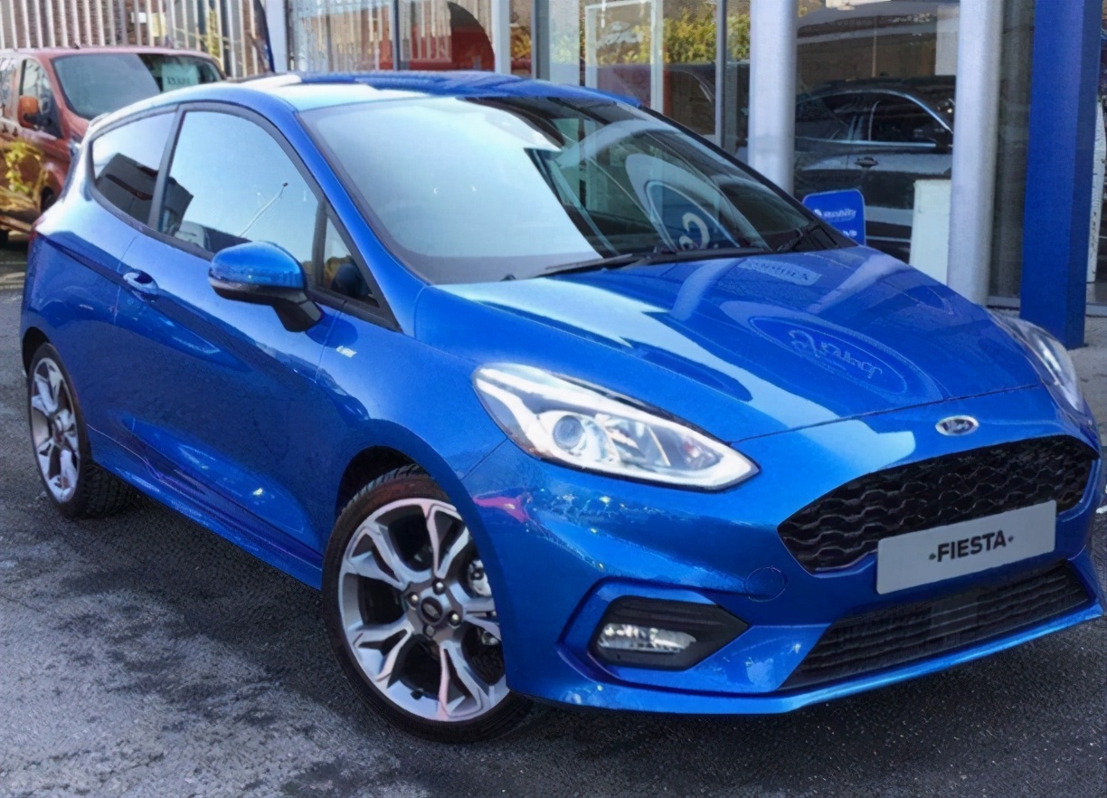 本田飞度1.5马力,福特嘉年华本田飞度