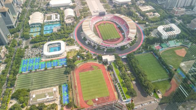 广州cbd震撼航拍,航拍广州琶洲cbd400多米高楼