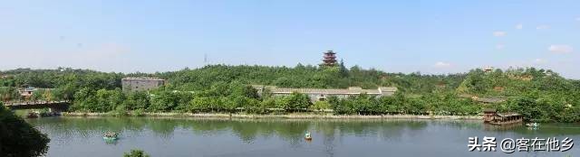 赣州五龙客家风情园客家围屋,五龙客家风情园客家宴会厅