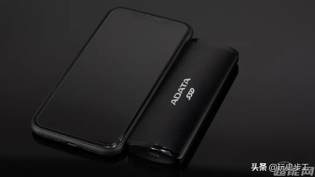 威刚SE7601TB移动SSD评测：高速且高性价比