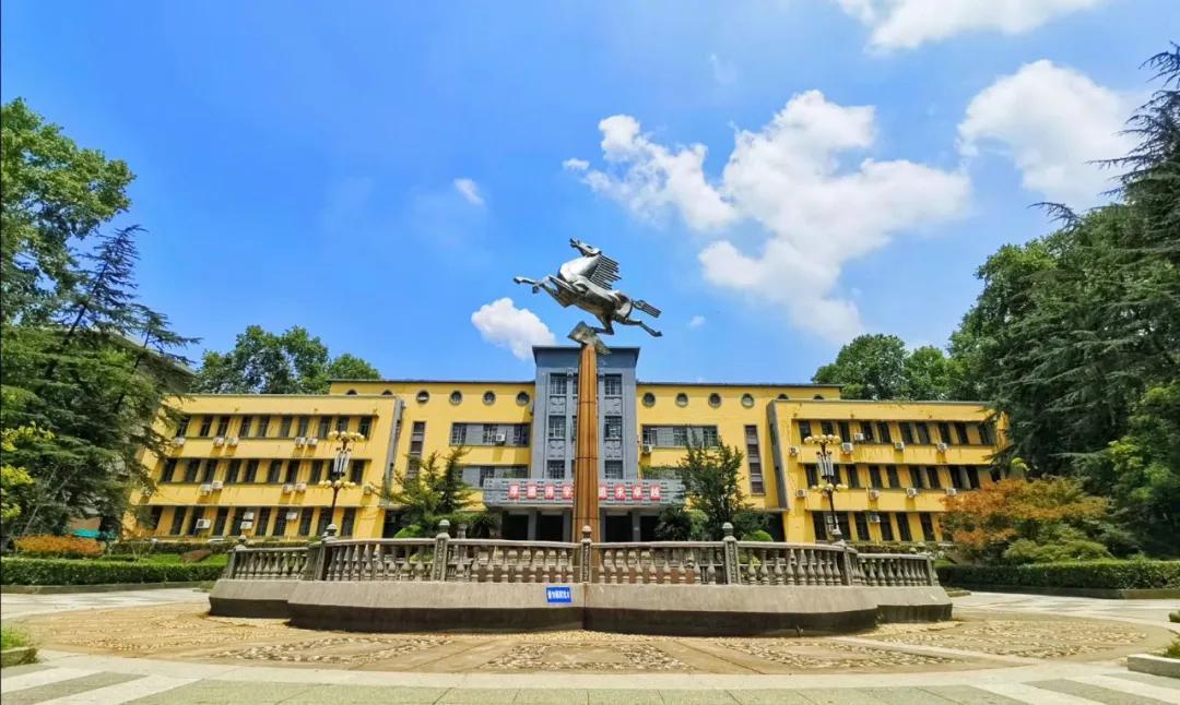 走进武汉大学视频,走进武汉理工大学