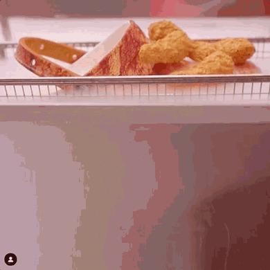 金拱门的kfc,kfc新衣服