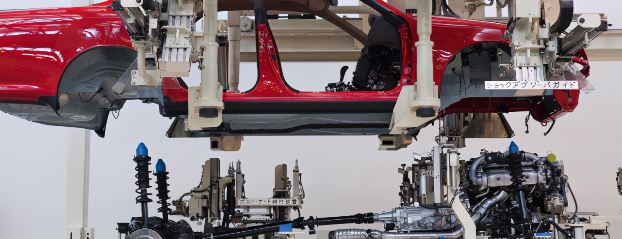 原厂机油好还是推荐的品牌机油好,日产原厂机油和壳牌机油哪个好